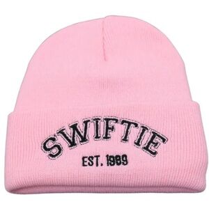 Taylor swift hat beanie hot pink winter new in packaging